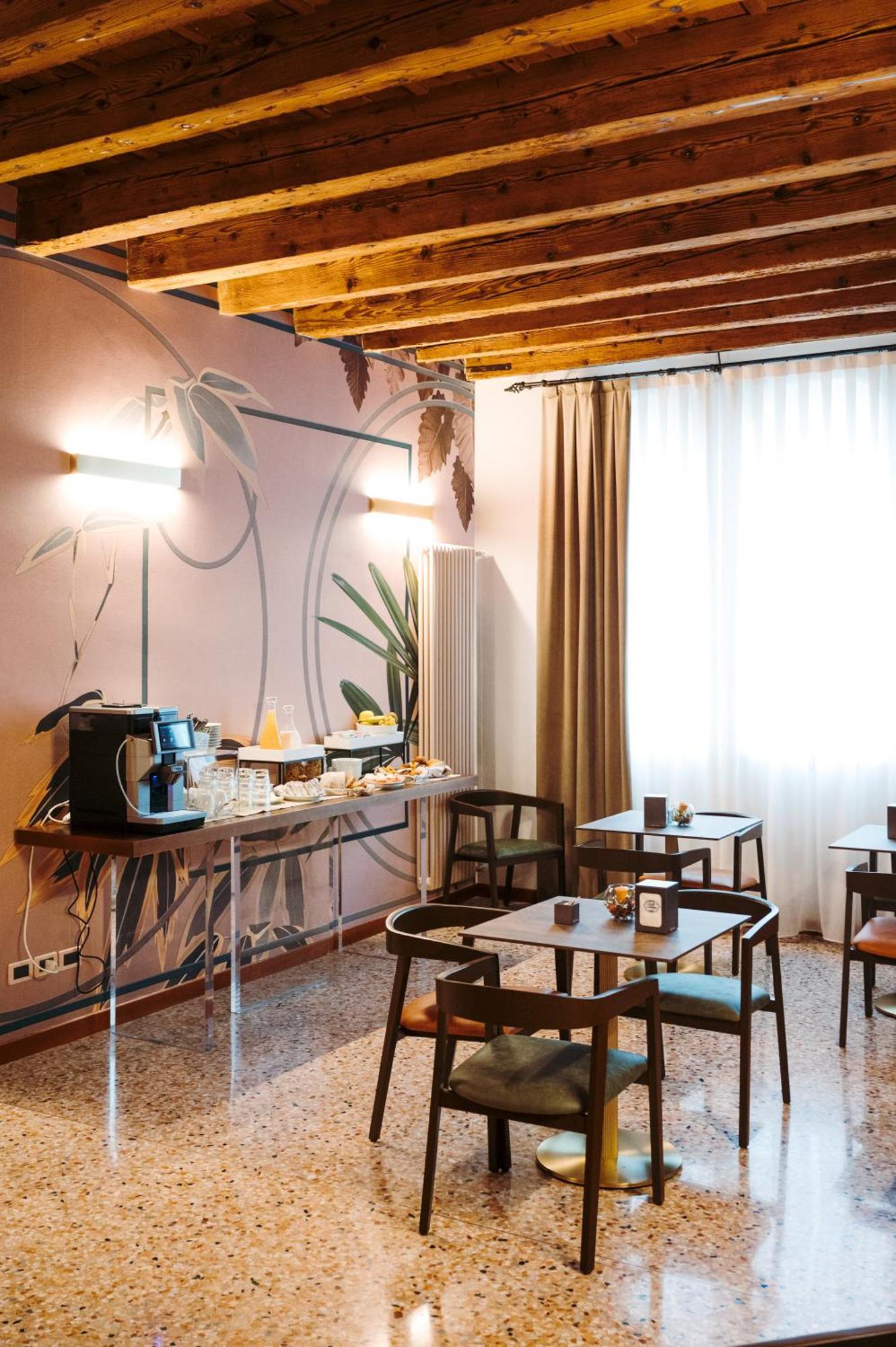 Hotel Roma Читтаделла Экстерьер фото